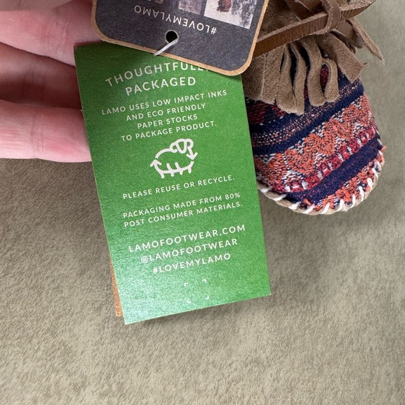 NWT Lamo Fringe Chestnut Multicolor Baby Suede Moccasin Size Small - Picture 5 of 6